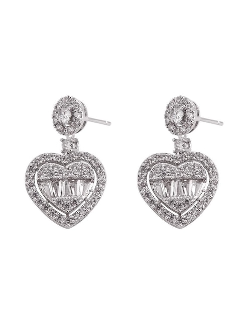 Aretes de corazón con acabado baño rodio zirconia 1