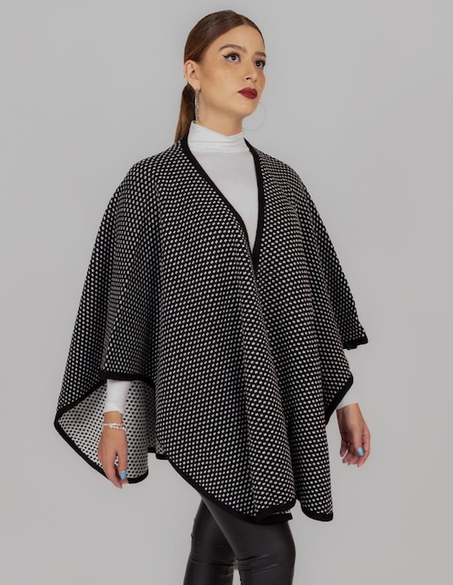 Capa para mujer 1