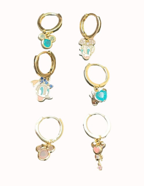Set de arete Donald Duck Nira Disney con acabado pulido zirconia cúbica