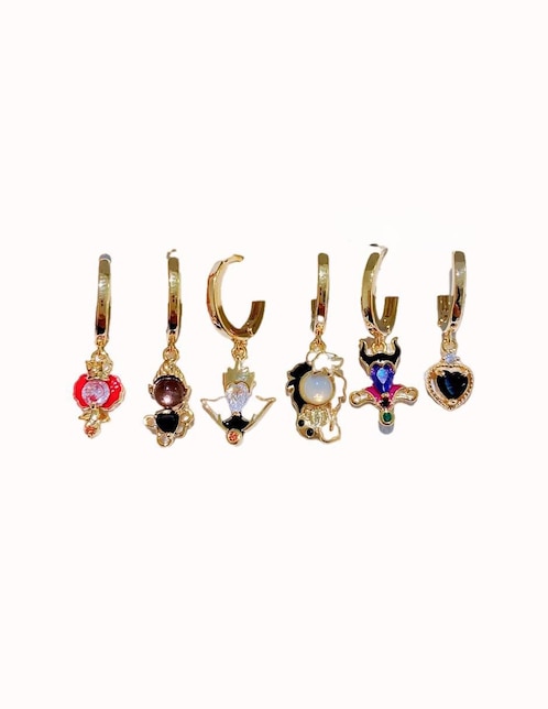 Set de aretes Nira Villanas con acabado pulido zirconia cúbica