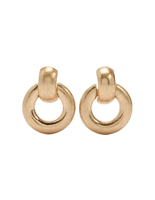 Aretes cortos con acabado brillante 1