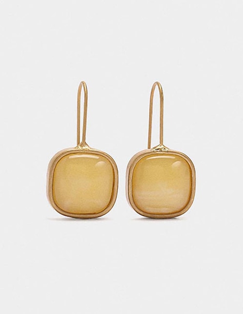 Aretes cortos con acabado pulido 1