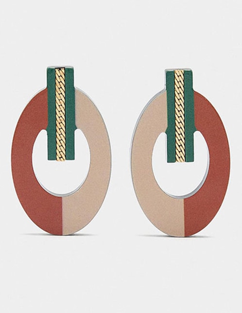 Aretes largos Parfois con acabado mate