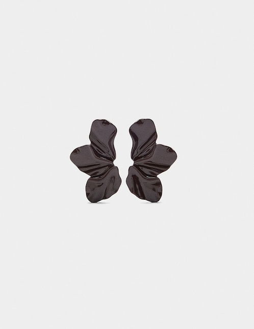 Aretes cortos Parfois Petals con acabado brillante