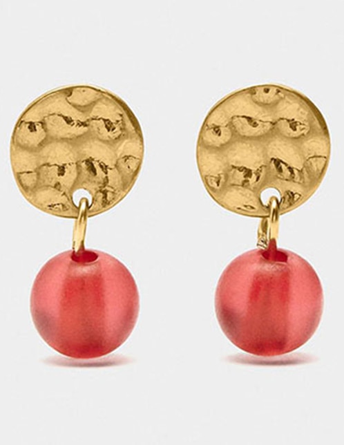 Aretes cortos con acabado martillado 1