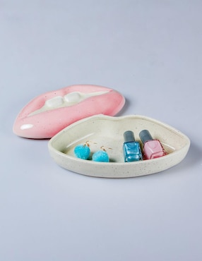 Joyero de cerámica Doiy diseño de labios de mujer color rosa