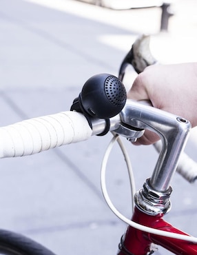 Bocina portátil Kikkerland bluetooth