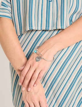 Brazalete That's It con acabado martillado