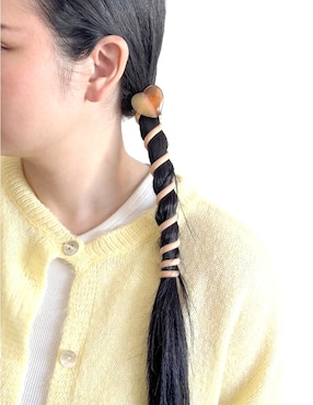 Broche para cabello MAP con acabado brillante