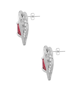 Aretes de corazón Unlimited By Ob con acabado baño rodio zirconia