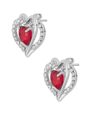 Aretes de corazón Unlimited By Ob con acabado baño rodio zirconia