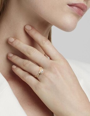 Anillo Unlimited By Ob 10 k de oro zirconia brillante