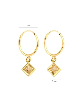 Arracadas de rombo Lenna de oro con acabado brillante zirconia