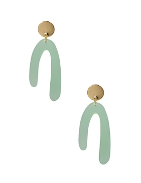 Aretes Bizou con acabado mate