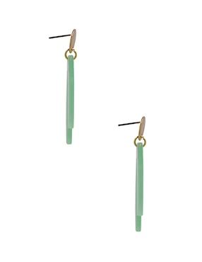 Aretes Bizou con acabado mate