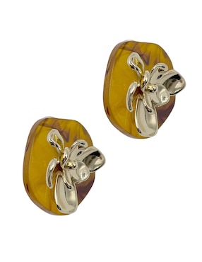 Aretes cortos de flor Map con acabado martillado