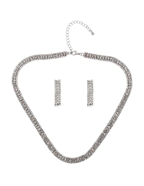Aretes y collar Bizou