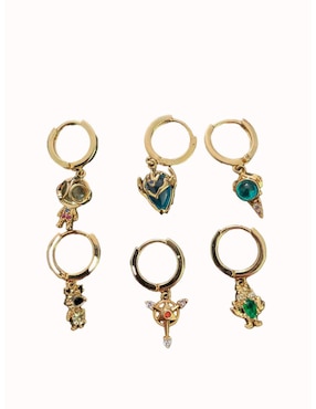 Set de aretes Spider-Man Nira Superhéroes con acabado pulido zirconia cúbica