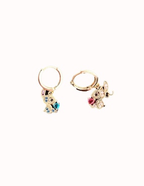 Set de aretes Stitch y Angel Nira Stitch con acabado pulido zirconia cúbica