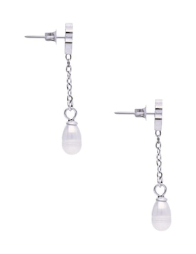 Aretes largos de trébol Nuvi con acabado brillante