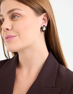 Aretes cuadrados Lieb con acabado brillante