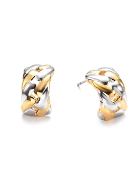Aretes cortos Lieb con acabado brillante