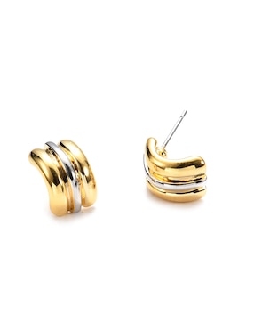 Aretes cortos Lieb con acabado brillante