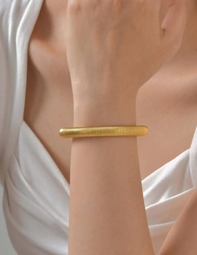 Pulsera Chulada Beauty con acabado pulido