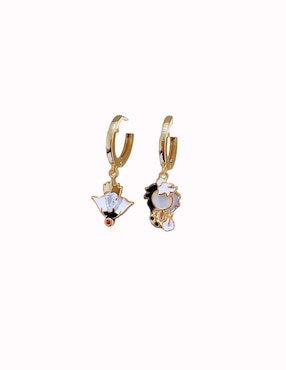 Set de aretes Nira Villanas con acabado pulido zirconia cúbica