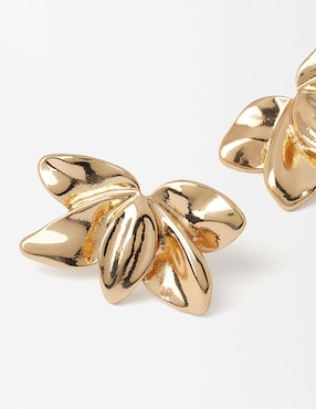 Aretes cortos de flor Parfois Permanent Suspended Frame con acabo brillante
