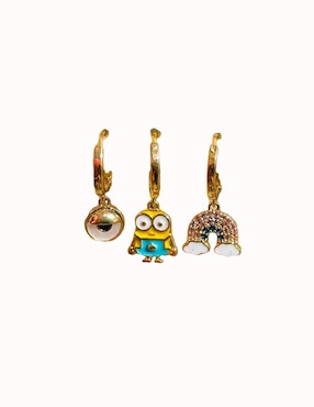 Set de aretes Minions Nira con acabado pulido zirconia cúbica