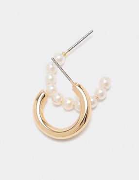 Set de aretes Parfois Stay Classy con acabado brillante perla