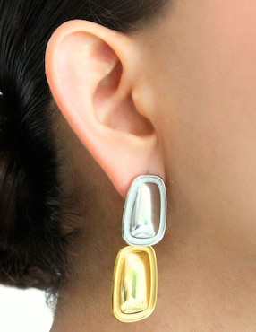 Aretes largos rectangulares Nuvi Colección Tendencias de acero inoxidable con acabado brillante
