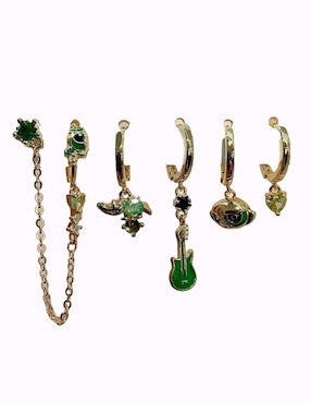 Set de aretes Bellota Nira Chicas Superpoderosas  10 k con acabado pulido zirconia cúbica