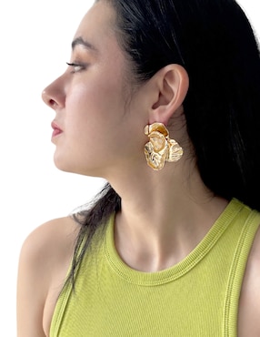 Aretes largos de flor Map Accesorios Dama