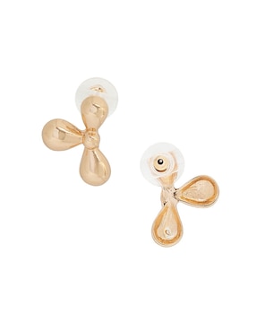 Aretes cortos de flor Map con acabado brillante