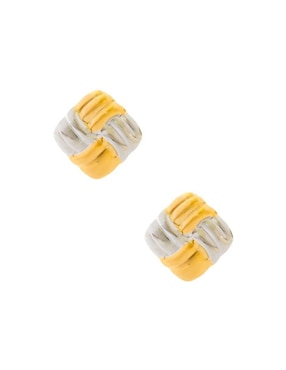 Aretes de rombo Nuvi con acabado brillante