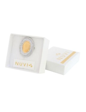 Anillo oval Nuvi brillante