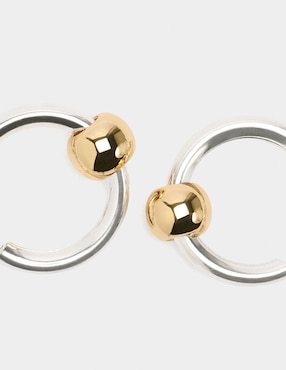 Aretes cortos Parfois con acabado brillante