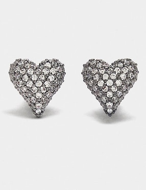 Aretes cortos de corazón Parfois con acabado pavé