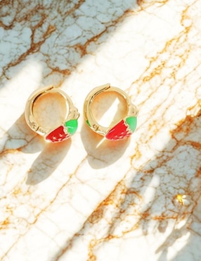 Aretes cortos de fresa Cm-Top 18 k con acabado chapa de oro
