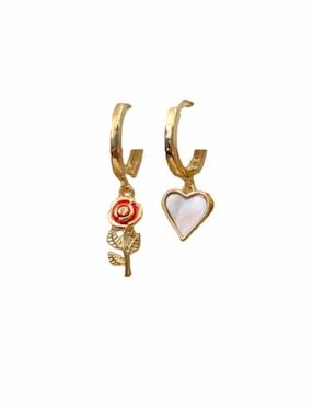 Set de aretes Nira Amor y Amistad de Oro laminado 9 K con acabado brillante zirconia cúbica