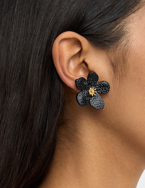 Aretes cortos Parfois Trend Extra