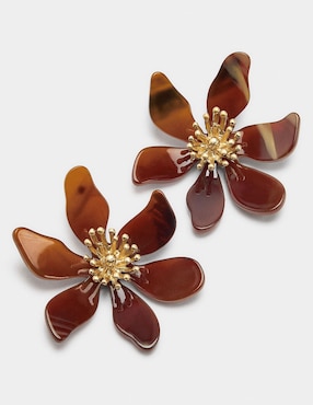 Aretes cortos Parfois con acabado brillante