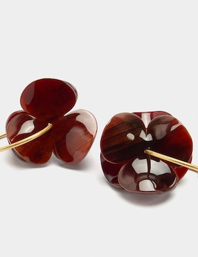 Aretes largos de flor Parfois con acabado brillante