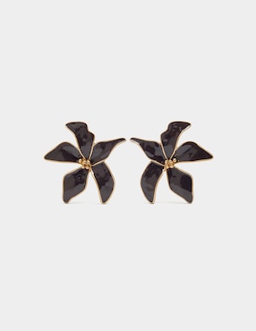 Aretes cortos Parfois Petals con acabado pulido