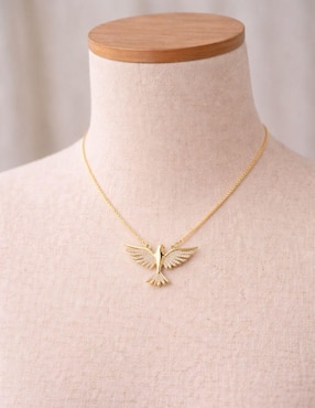 Collar con dije de paloma Yoiko baño de oro 18 k