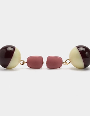 Aretes largos Parfois Wine & Dine con acabado esmaltado