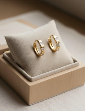 Huggies CM-Top de oro laminado 14 K con acabado brillante zirconia