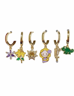 Set de aretes Rapunzel Nira de oro laminado 10 K con acabado brillante zirconia cúbica
